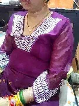Snapshot of Diya_143 chatting on 07/28/26, 03:08 Diya 143 online show from 07/28/26, 03:08