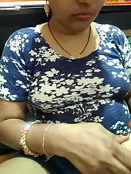 Snapshot of Diya_143 chatting on 07/30/26, 02:27 Diya 143 online show from 07/30/26, 02:27