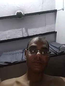 ajayraj0000 online show from 09/13/25, 10:20