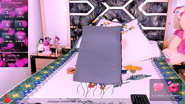 Tania white89 online show from 02/20/25, 04:07