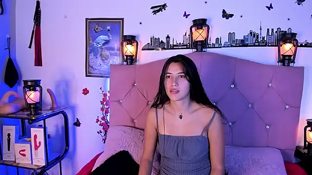 brenda moris01 online show from 09/15/25, 09:26