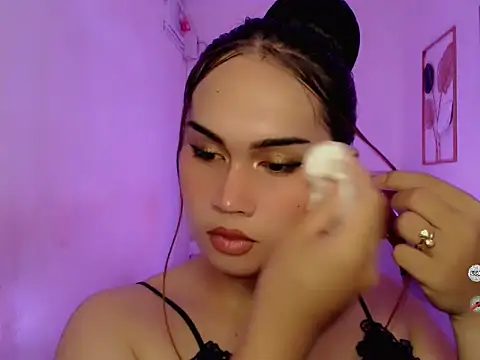 Snapshot of AlodiaOfCums chatting on 11/11/25, 01:16 AlodiaOfCums online show from 11/11/25, 01:16