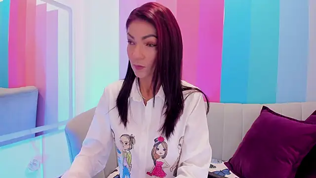 HannaPetit online show from 03/18/25, 11:41