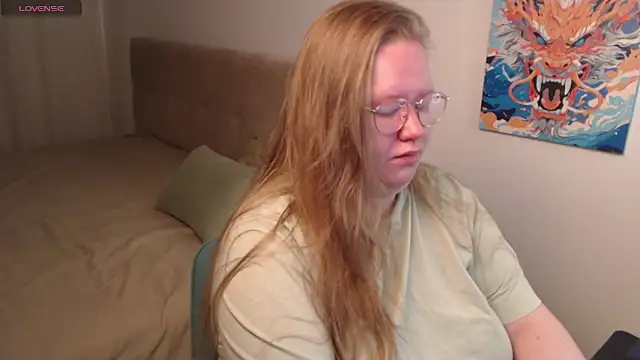 Snapshot of Ann_Muna chatting on 12/17/24, 04:00 Ann Muna online show from 12/17/24, 04:00