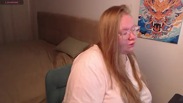 Snapshot of Ann_Muna chatting on 12/19/24, 10:53 Ann Muna online show from 12/19/24, 10:53