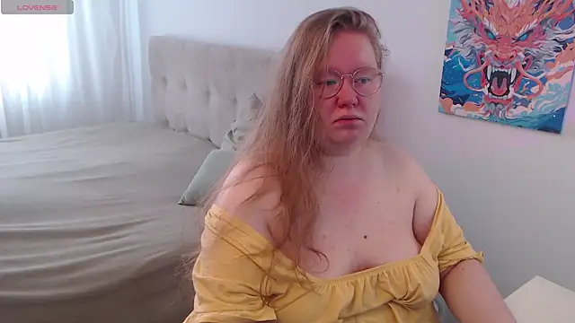 Snapshot of Ann_Muna chatting on 09/18/25, 12:40 Ann Muna online show from 09/18/25, 12:40