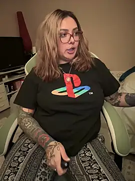 nativepumpkin95 online show from 01/15/25, 08:41