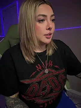 nativepumpkin95 online show from 01/27/25, 04:09