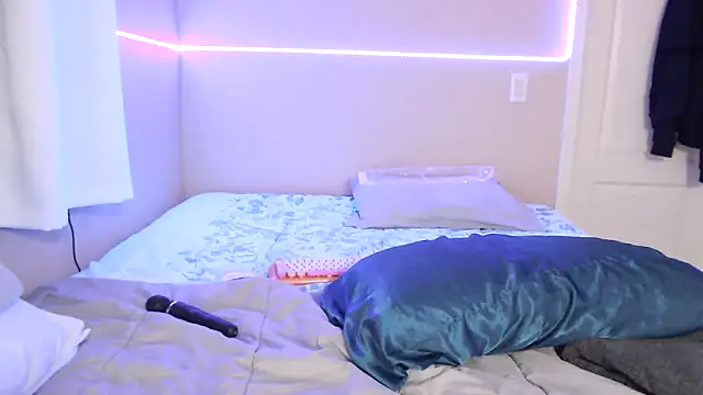 nativepumpkin95 online show from 02/19/25, 05:05