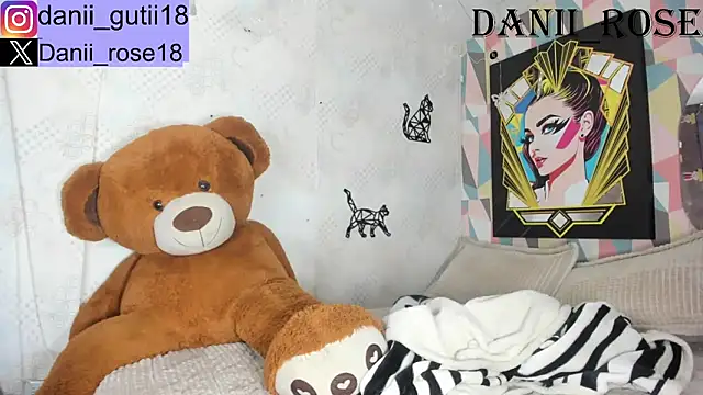 Snapshot of dani_rosee chatting on 03/19/25, 01:29 dani rosee online show from 03/19/25, 01:29