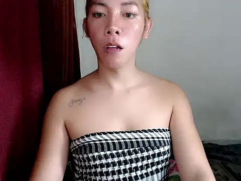 Snapshot of perly_169 chatting on 04/26/26, 10:46 perly 169 online show from 04/26/26, 10:46