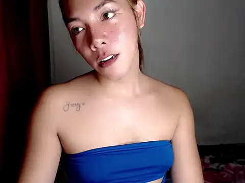 Snapshot of perly_169 chatting on 05/06/26, 05:25 perly 169 online show from 05/06/26, 05:25