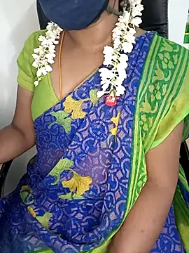 Tamil-hotwife online show from 02/15/25, 10:52