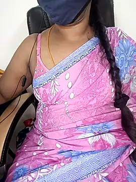 Tamil-hotwife online show from 03/13/25, 08:48