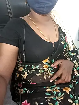Tamil-hotwife online show from 09/19/25, 04:58