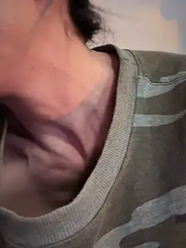 Snapshot of Fiona_Kent_ chatting on 12/27/24, 04:15 Fiona Kent online show from 12/27/24, 04:15