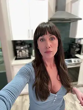 Snapshot of Fiona_Kent_ chatting on 02/21/26, 11:39 Fiona Kent online show from 02/21/26, 11:39