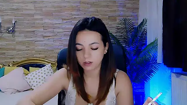 PlayfulElla online show from 03/22/25, 09:02