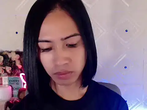 Snapshot of Lemonadexxx chatting on 02/19/25, 12:33 Lemonadexxx online show from 02/19/25, 12:33