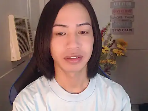 Snapshot of Lemonadexxx chatting on 11/15/25, 05:27 Lemonadexxx online show from 11/15/25, 05:27