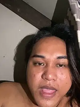 Snapshot of bettina_love chatting on 11/02/25, 06:54 bettina love online show from 11/02/25, 06:54