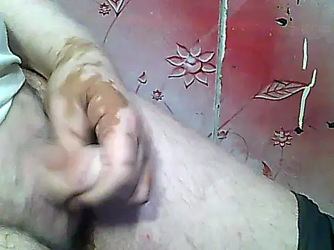 Snapshot of two_colour_cock chatting on 11/08/25, 08:07 two colour cock online show from 11/08/25, 08:07