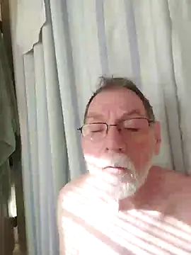 Snapshot of CDforU chatting on 01/14/25, 04:50 CDforU online show from 01/14/25, 04:50