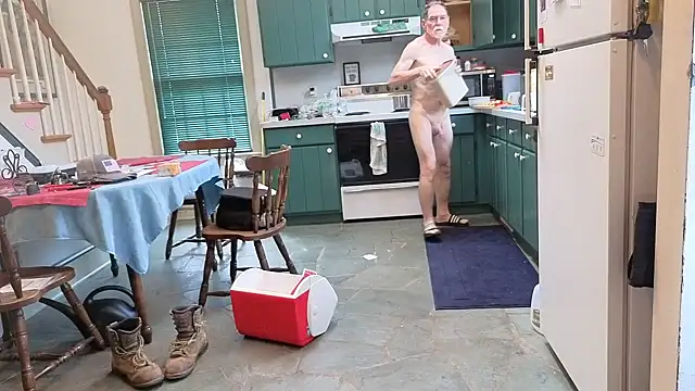 Snapshot of CDforU chatting on 09/16/25, 01:34 CDforU online show from 09/16/25, 01:34