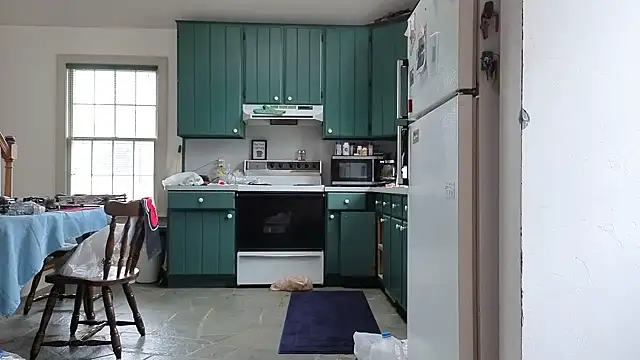 Snapshot of CDforU chatting on 09/30/25, 01:05 CDforU online show from 09/30/25, 01:05