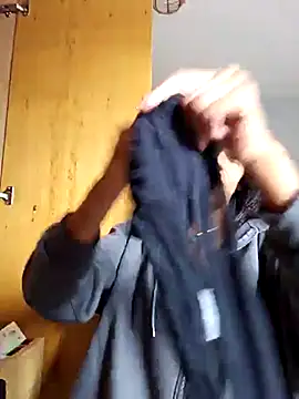 Snapshot of Goldenlace chatting on 03/14/25, 04:09 Goldenlace online show from 03/14/25, 04:09