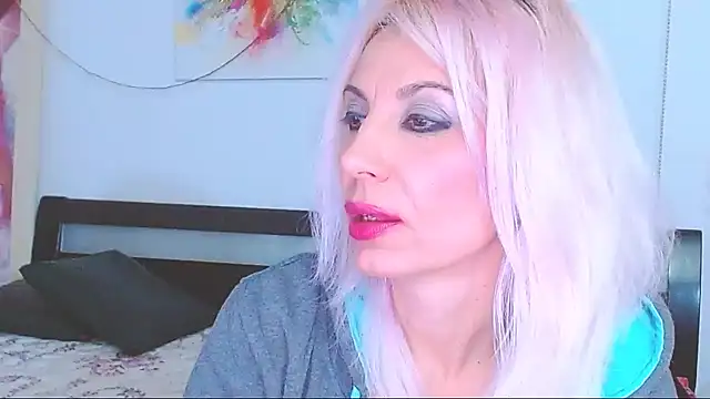 HoneyLara online show from 02/22/25, 03:12