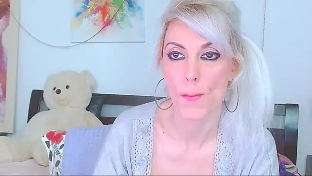 Snapshot of HoneyLara chatting on 03/29/26, 09:04 HoneyLara online show from 03/29/26, 09:04