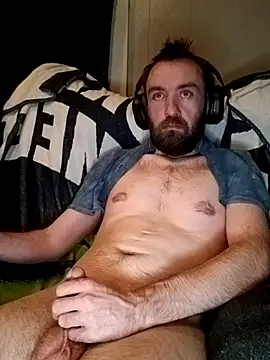 Snapshot of ShadowyTube chatting on 02/05/26, 05:23 ShadowyTube online show from 02/05/26, 05:23