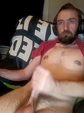 Snapshot of ShadowyTube chatting on 02/07/26, 06:28 ShadowyTube online show from 02/07/26, 06:28