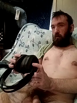 Snapshot of ShadowyTube chatting on 03/18/26, 05:38 ShadowyTube online show from 03/18/26, 05:38