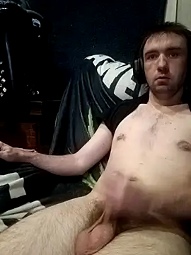 Snapshot of ShadowyTube chatting on 03/22/26, 04:05 ShadowyTube online show from 03/22/26, 04:05