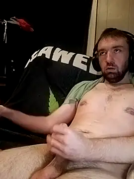 Snapshot of ShadowyTube chatting on 04/05/26, 05:48 ShadowyTube online show from 04/05/26, 05:48