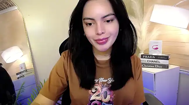 HotstuffCherrySummer online show from 01/02/25, 07:44