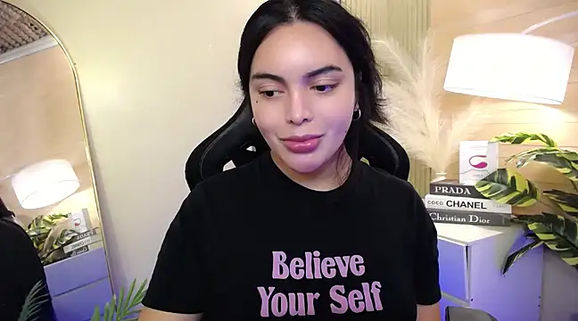 HotstuffCherrySummer online show from 01/09/25, 09:27