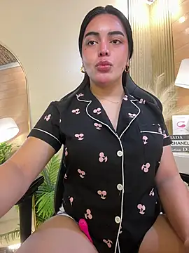 HotstuffCherrySummer online show from 02/11/25, 07:02