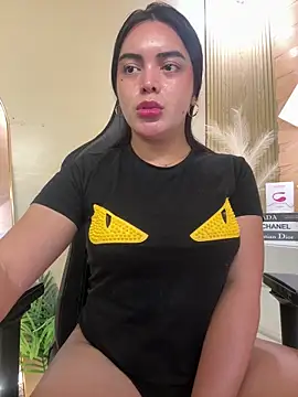 HotstuffCherrySummer online show from 03/01/25, 06:13