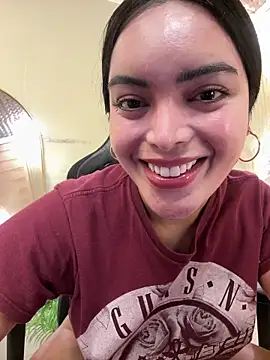 HotstuffCherrySummer online show from 12/05/25, 08:45