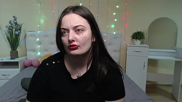 MilanaPrice online show from 01/22/25, 09:32