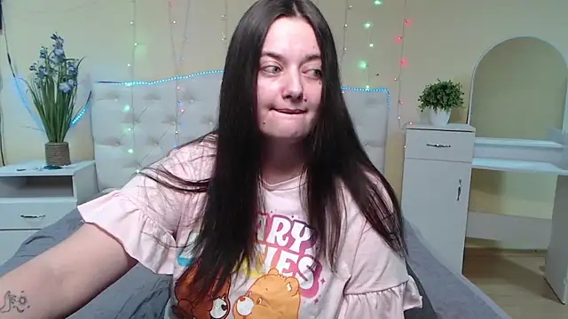 MilanaPrice online show from 01/26/25, 01:20