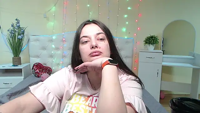 MilanaPrice online show from 01/26/25, 09:40