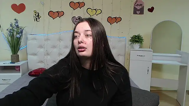 MilanaPrice online show from 02/10/25, 06:35