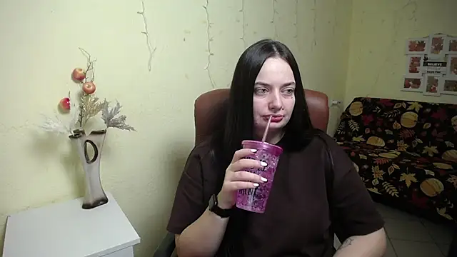 MilanaPrice online show from 11/15/25, 06:15