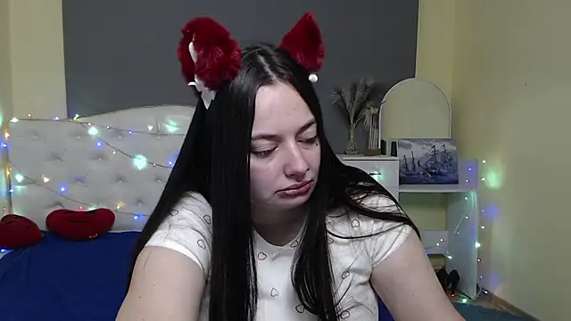 Snapshot of MilanaPrice chatting on 01/18/26, 06:39 MilanaPrice online show from 01/18/26, 06:39