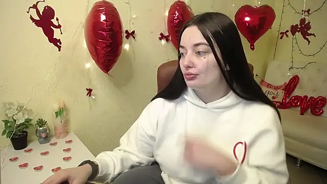 Snapshot of MilanaPrice chatting on 02/01/26, 06:23 MilanaPrice online show from 02/01/26, 06:23