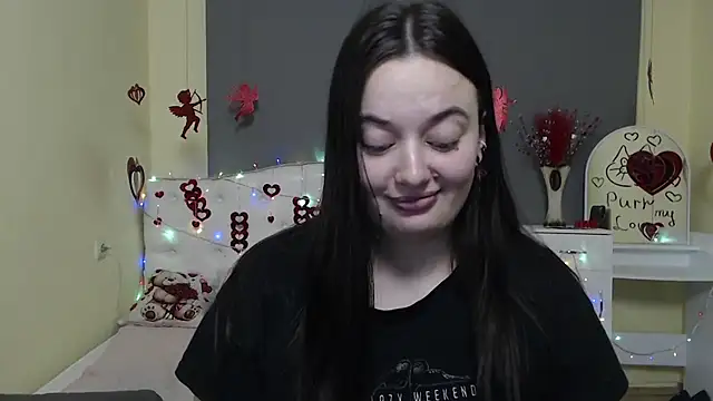 Snapshot of MilanaPrice chatting on 02/15/26, 10:58 MilanaPrice online show from 02/15/26, 10:58